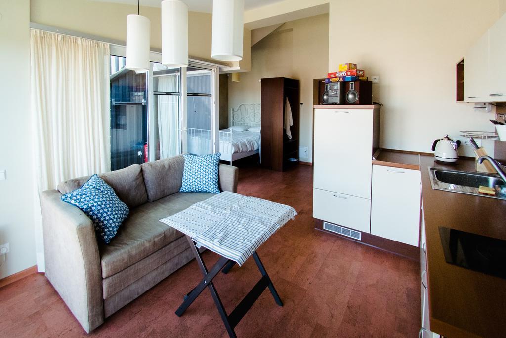 Lapes Namai Apartamento Pervalka Exterior foto